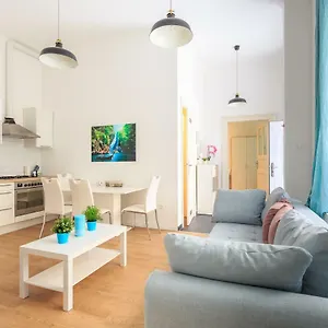 New - Super Super Appartement